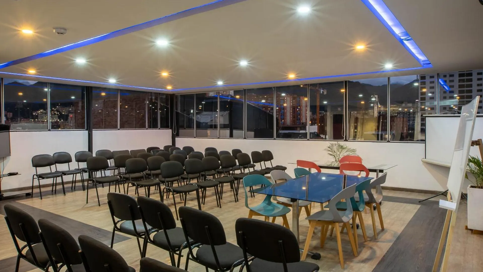Hotel Wess Bogota